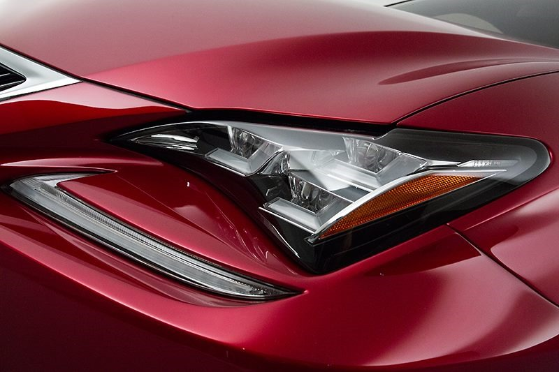 Illustration for article titled New Lexus RC photos emerge